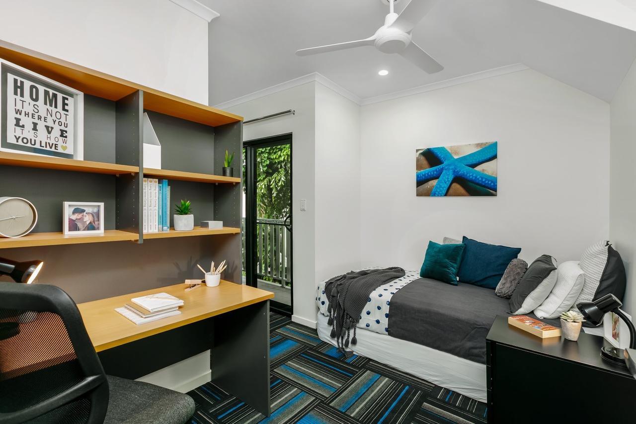 Mihaven Shared Living - Pembroke St Hostel Cairns Ngoại thất bức ảnh